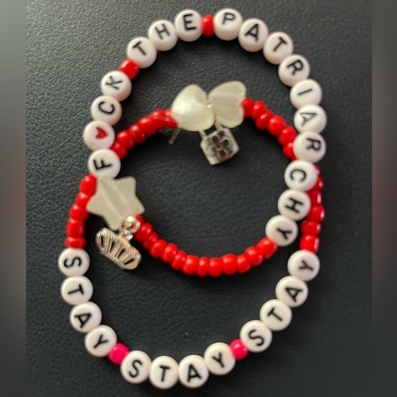 13 Friendship Bracelets for Trading at Taylor Swift Concerts—pack of 13 assorted - Picture 4 of 16